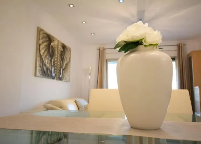 Apartment Albandro